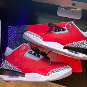 Air Jordan 3 SE